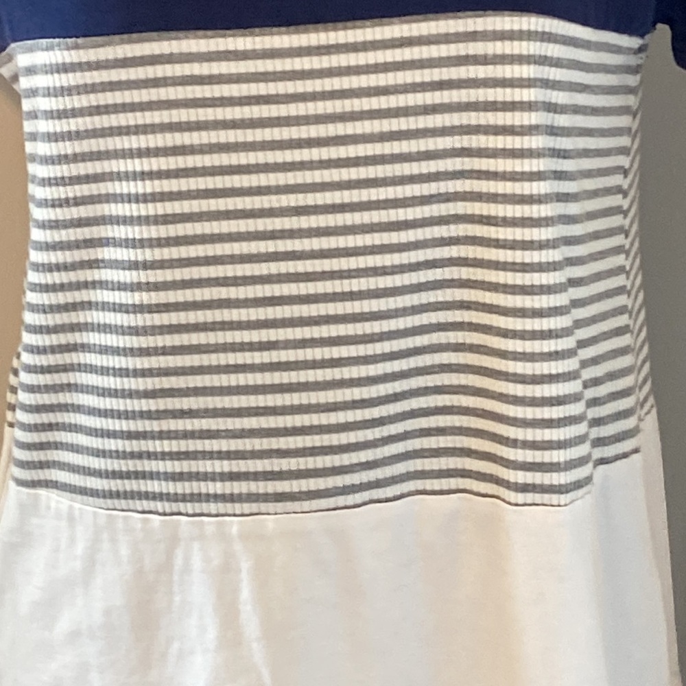 Shein Ladies Tunic in navy with gray stripes, Size Small EUC gently worn - Picture 2 of 7